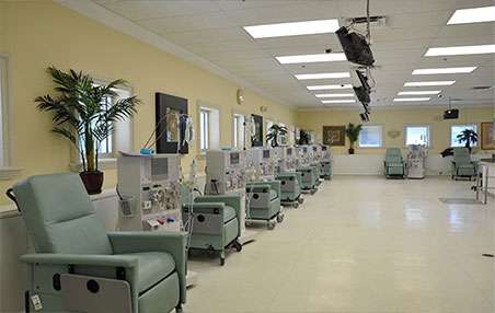 Image of the treatment area at the Universal Kidney Center.